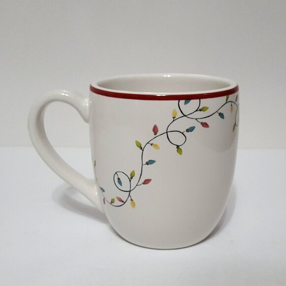 NEW RARE Pottery Barn Set of 4 Forest Gnome Christmas Mugs 22 OZ Stoneware - Picture 5 of 8